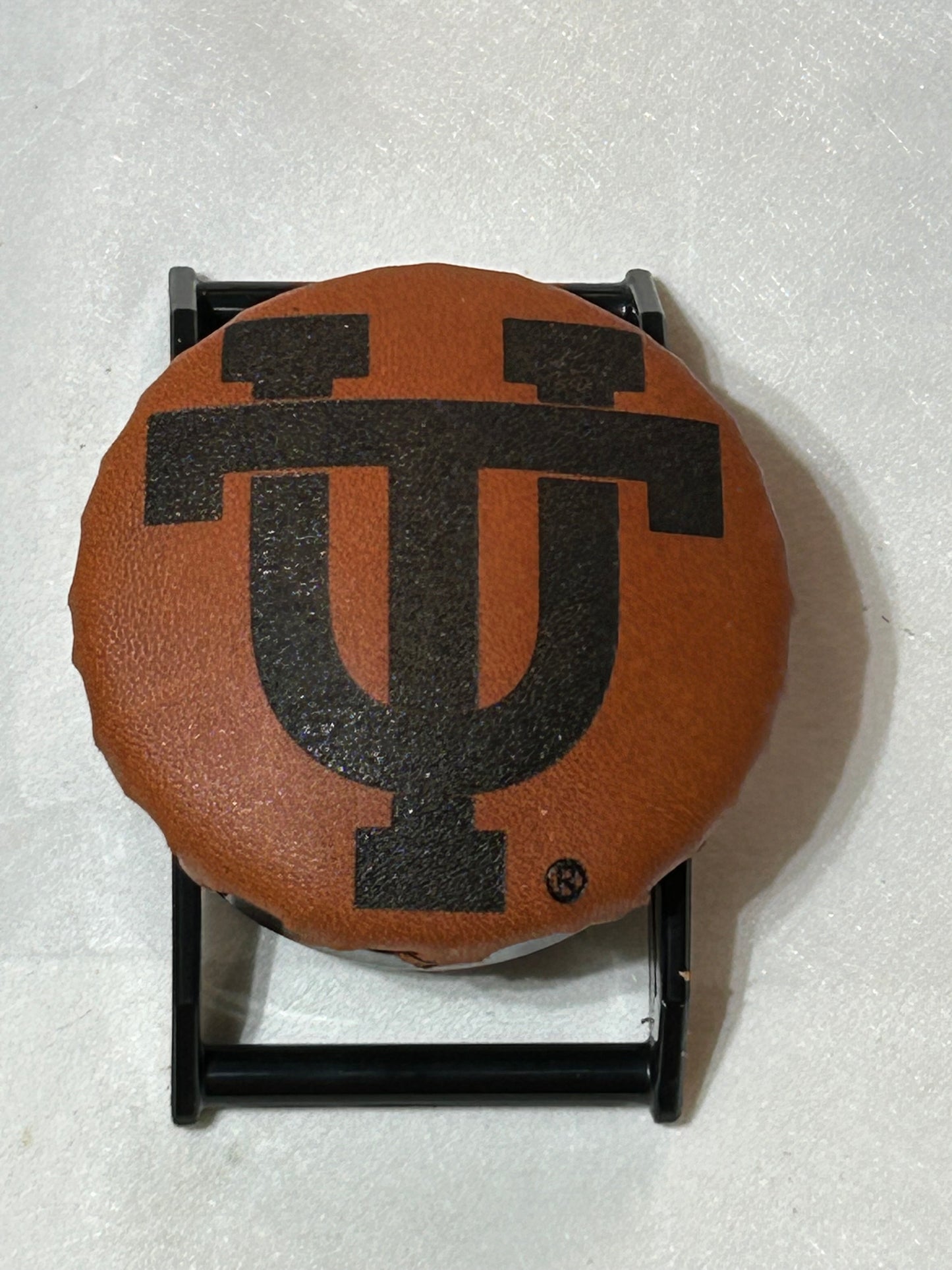 UT on Black SPEC